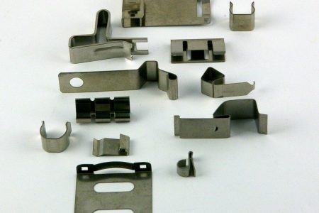 Metal Clips, Metal Spring Clips, Clip Manufacturer - Fourslide Spring &  Stamping